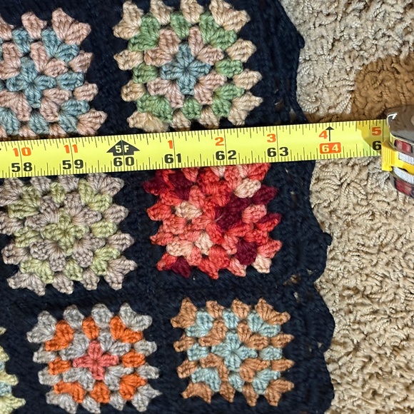 VTG Handmade Wool Afghan Roseanne Throw Sofa Blanket Granny Square 64" X 38" - Picture 9 of 15